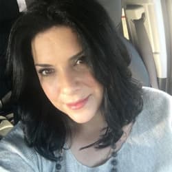 patient Jennifer headshot