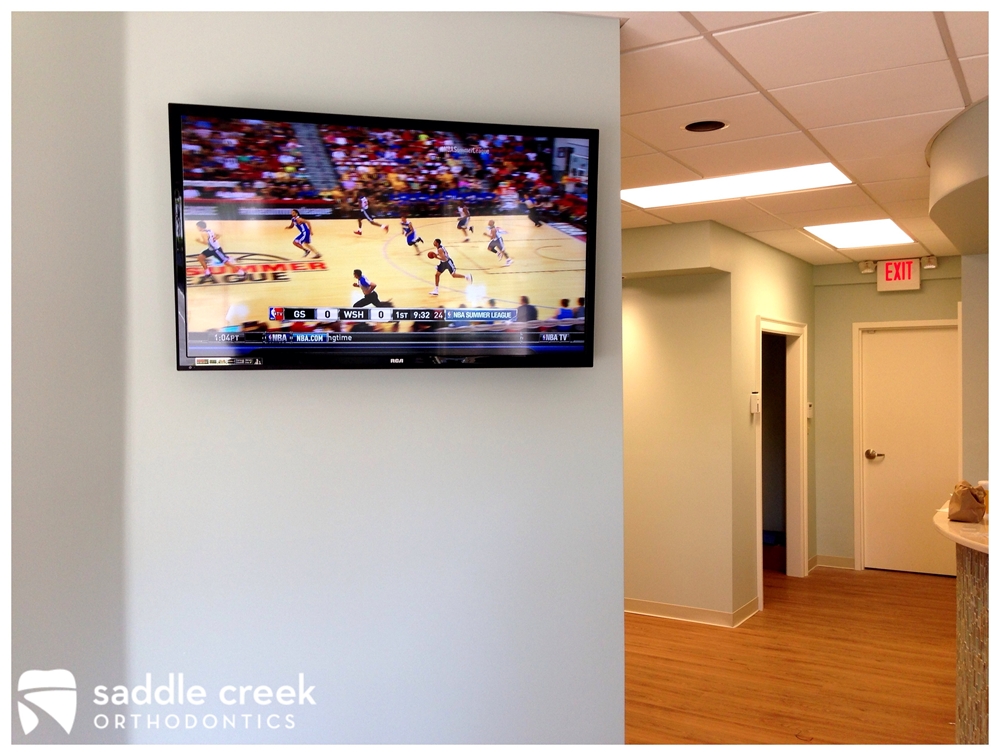Orthodontic waiting room 46 inch LED TV