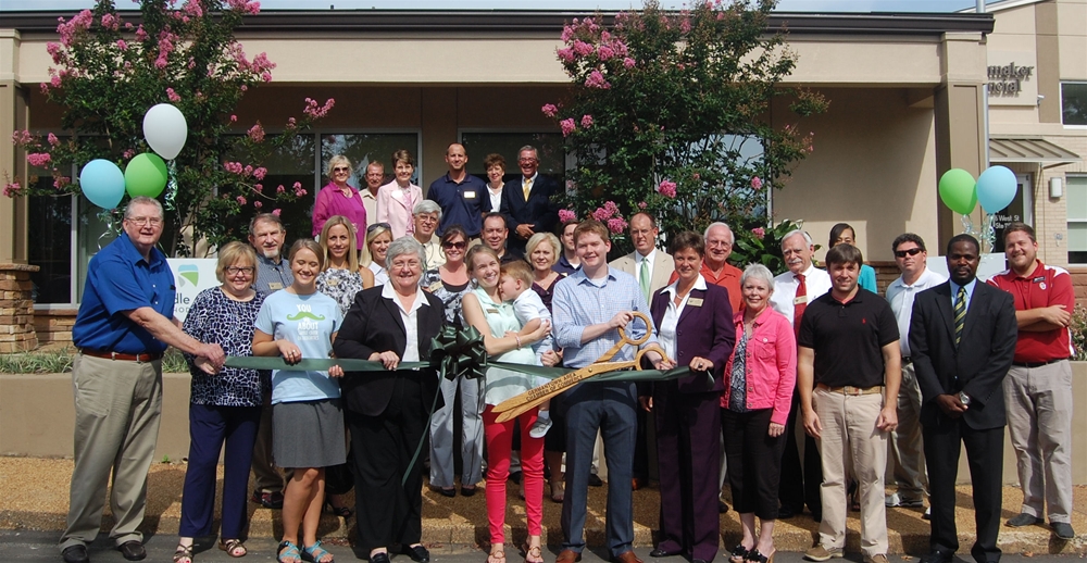 Saddle Creek Orthodontics Ribbon Cutting Group Picture